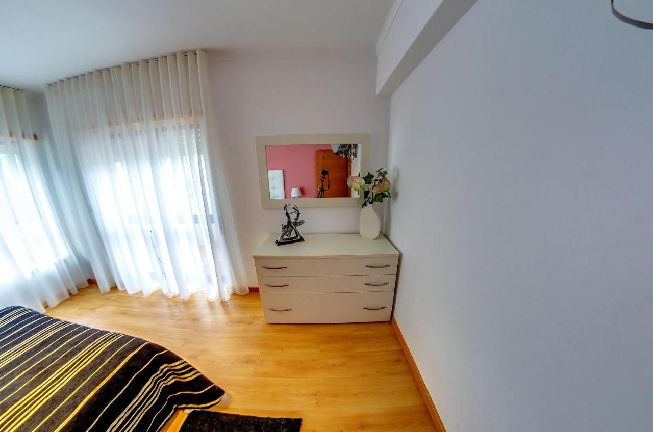 Apartamentos 7 Saias - Centro Nazare Bagian luar foto